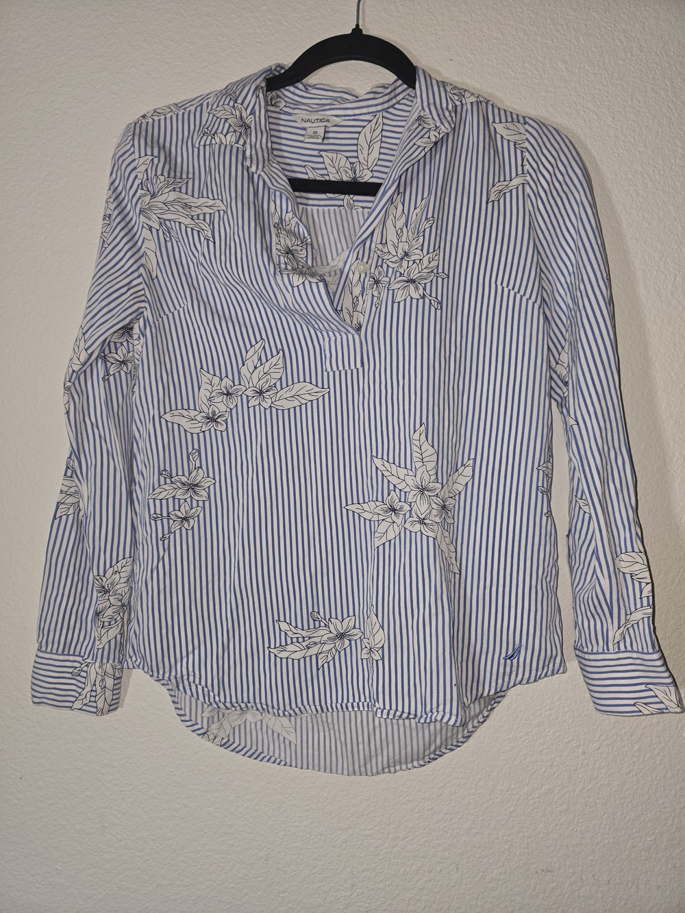 Nautica Blue and White Striped Floral Button-Front Shirt